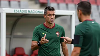 O atacante Arthur Cabral desperdiçou um gol aos 23 minutos do primeiro tempo, quando o Botafogo liderava 1 a 0 sobre o...
